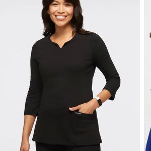 NWT Jaanuu 3/4 Sleeve Crewneck Scrub Top